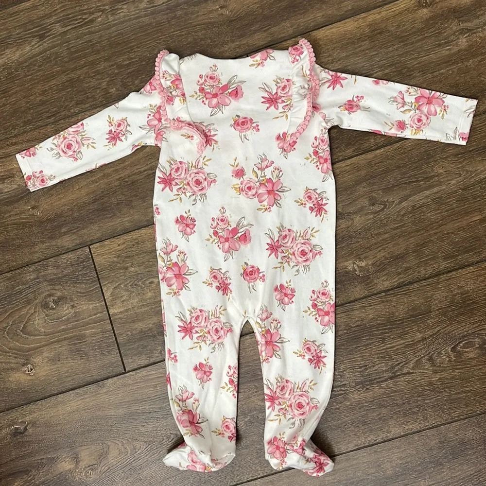 Miniclasix Footed Onesie, Size 9 Months
